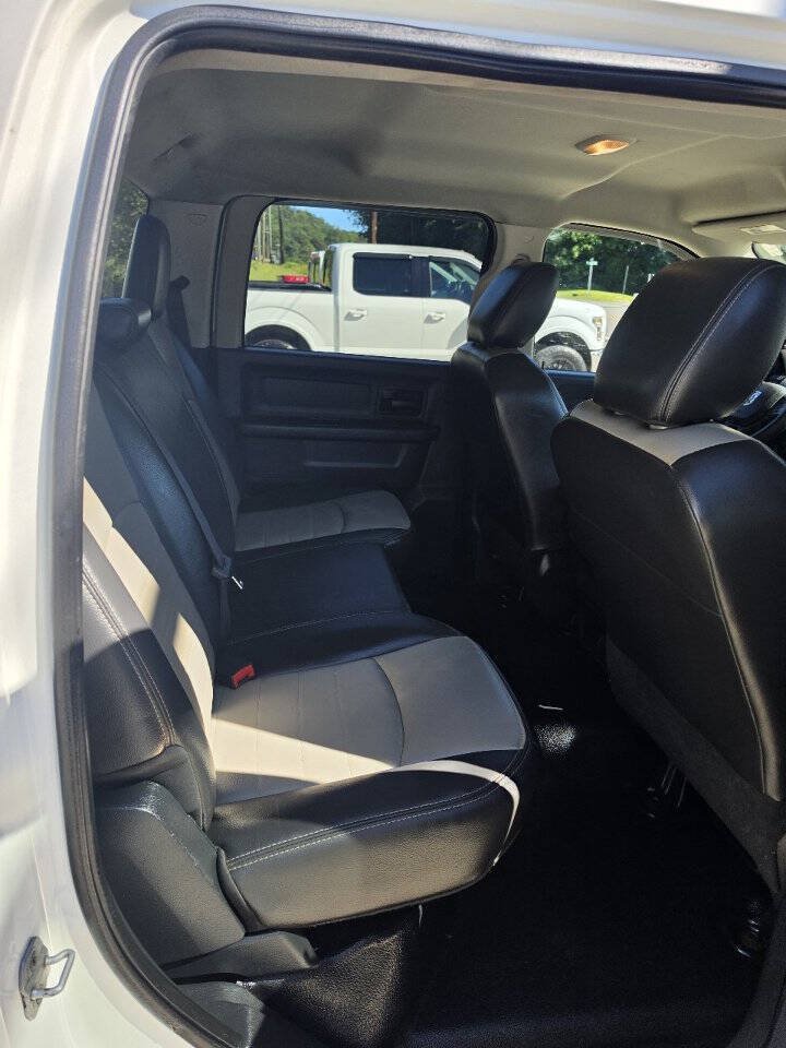 Used 2012 RAM 3500 ST RWD image 13