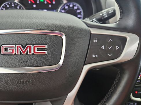 Used 2023 GMC Terrain SLT AWD/4WD image 17