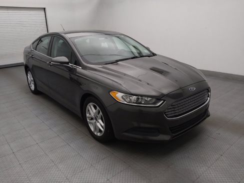 Used 2016 Ford Fusion SE FWD image 13