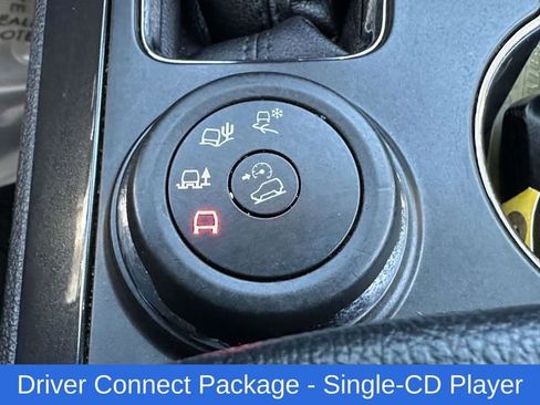 Used 2018 Ford Explorer XLT w/ Equipment Group 202A AWD/4WD image 10