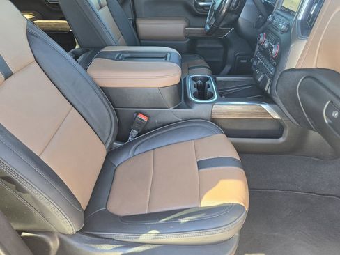 Used 2022 Chevrolet Silverado 2500 High Country w/ LPO, Hitch Package image 13