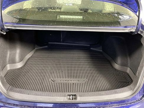 Used 2023 Toyota Corolla LE image 8