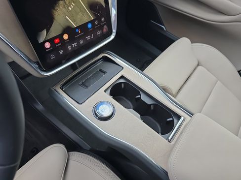 Used 2025 Volvo EX90 Ultra AWD/4WD image 25