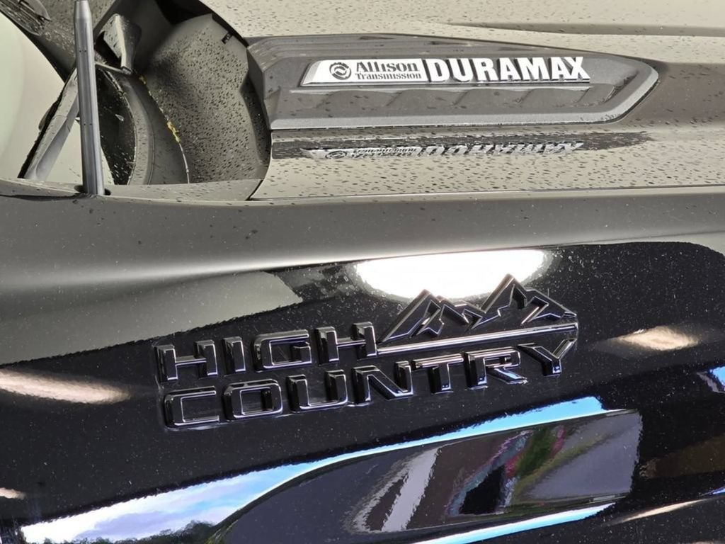 New 2026 Chevrolet Silverado 2500 High Country w/ High Country Premium Package AWD/4WD image 10