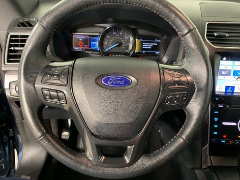 Used 2018 Ford Explorer Sport image 23