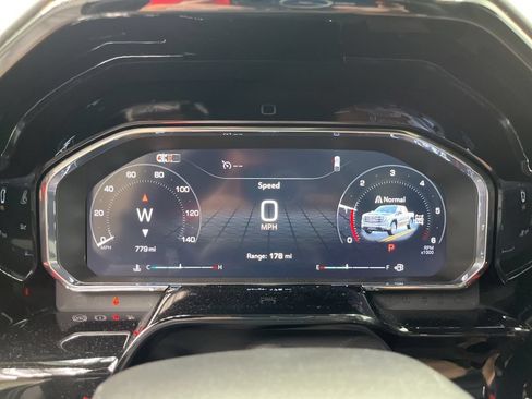 New 2026 GMC Sierra 1500 Elevation AWD/4WD image 12