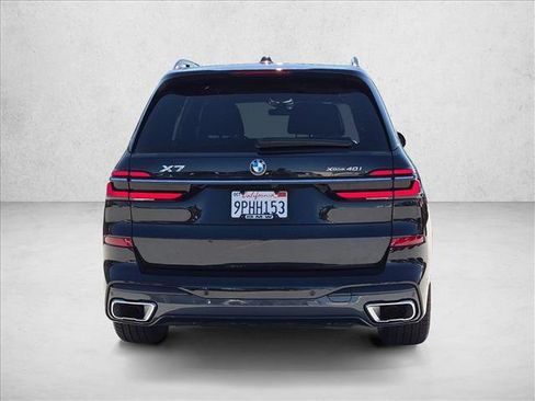 Certified 2025 BMW X7 xDrive40i w/ M Sport Package AWD/4WD image 6