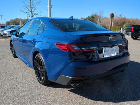 Used 2026 Toyota Camry SE w/ Convenience Package image 4