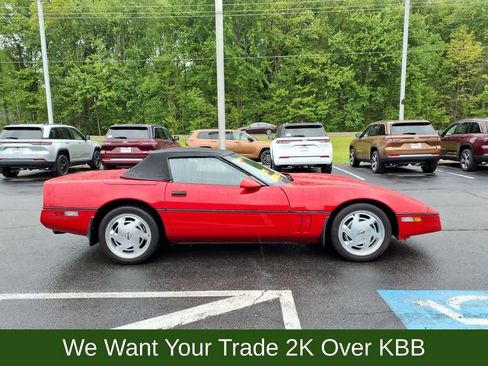 Used 1989 Chevrolet Corvette Convertible RWD image 5