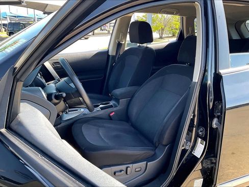 Used 2013 Nissan Rogue S image 8