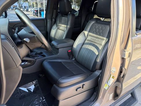 Certified 2022 Nissan Frontier PRO-4X w/ Pro-4X Premium Package AWD/4WD image 31