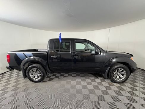 Used 2021 Nissan Frontier SV image 8