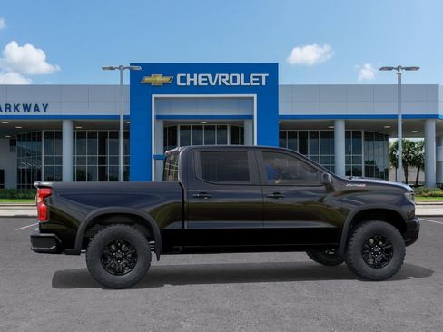 New 2026 Chevrolet Silverado 1500 ZR2 w/ Dark Appearance Package AWD/4WD image 5