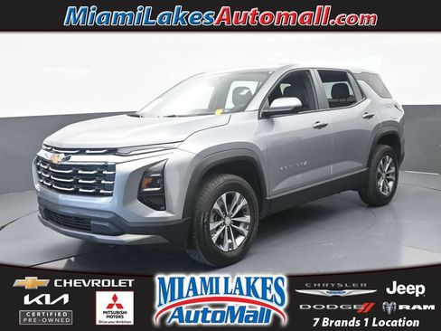 Used 2026 Chevrolet Equinox LT FWD image 1