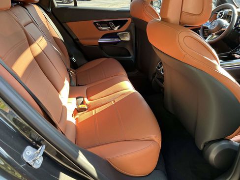New 2027 Mercedes-Benz GLC 300 image 39