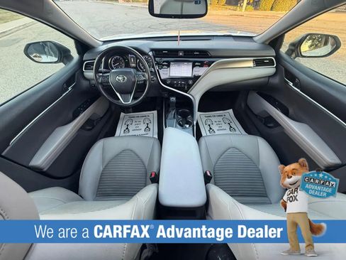 Used 2018 Toyota Camry SE w/ Moonroof Package FWD image 51