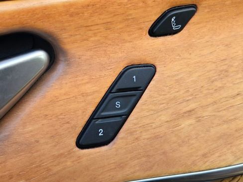 Used 2022 Jeep Grand Cherokee Summit image 6