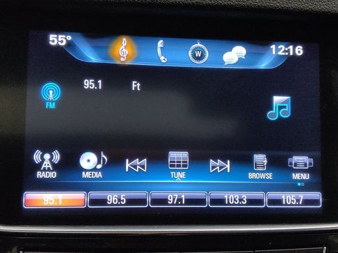 Used 2018 Buick Encore Essence image 25