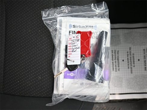 Used 2021 Chevrolet Silverado 1500 Custom image 9