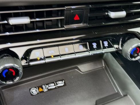 New 2025 Chevrolet Tahoe RST image 18