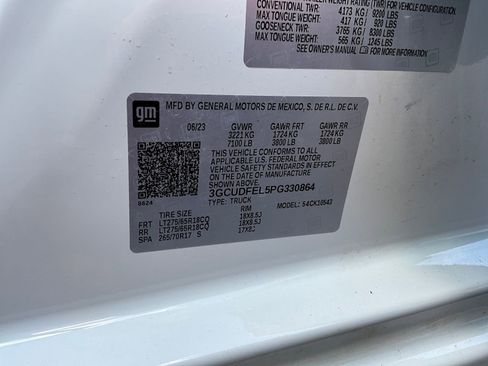 Used 2023 Chevrolet Silverado 1500 LT Trail Boss w/ Convenience Package II image 38