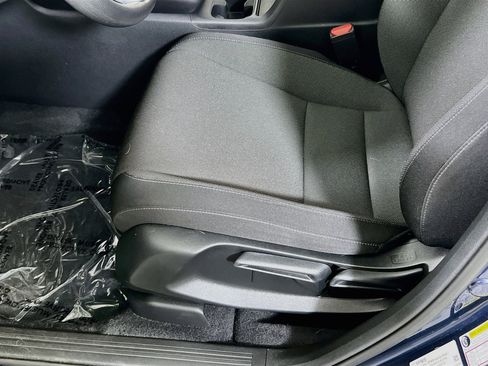 Used 2023 Honda CR-V LX image 18