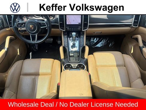 Used 2017 Porsche Cayenne S AWD/4WD image 31