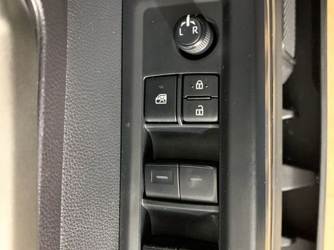 Used 2022 Toyota Tundra SR5 image 16