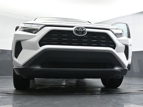 Used 2023 Toyota RAV4 LE image 29