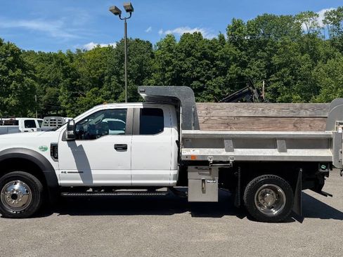 Used 2019 Ford F550 4x4 SuperCab Super Duty image 2