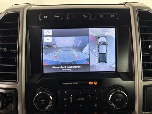 Used 2019 Ford F250 Lariat w/ Lariat Ultimate Package AWD/4WD image 17