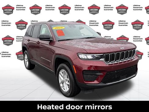 Used 2025 Jeep Grand Cherokee Laredo X image 11