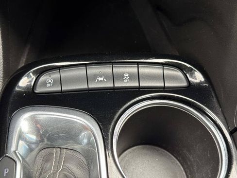 Used 2023 Buick Encore GX Preferred w/ Cold Weather Comfort Package FWD image 20
