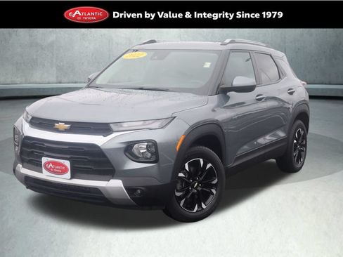 Used 2022 Chevrolet TrailBlazer LT AWD/4WD image 1