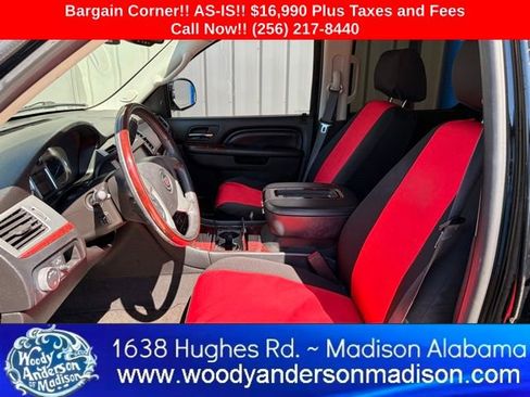 Used 2014 Cadillac Escalade Luxury image 9