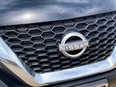 Used 2023 Nissan Murano SV FWD image 30