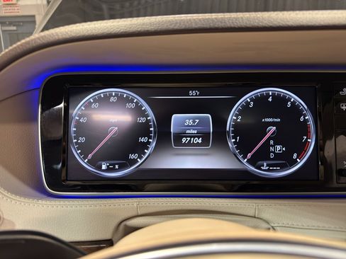 Used 2014 Mercedes-Benz S 550 Sedan image 18