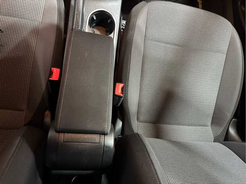 Used 2019 Volkswagen Beetle 2.0T S image 17