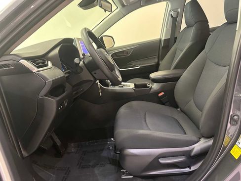 Certified 2023 Toyota RAV4 LE image 20