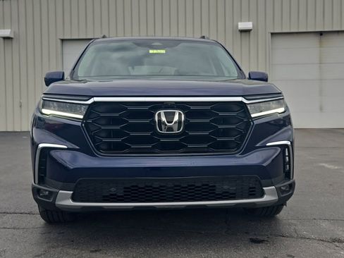 Used 2024 Honda Pilot Elite image 2