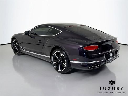 Used 2021 Bentley Continental GT image 8
