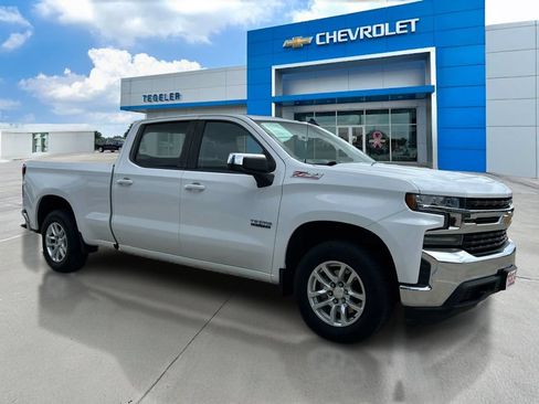 Used 2020 Chevrolet Silverado 1500 LT w/ Texas Edition AWD/4WD image 3