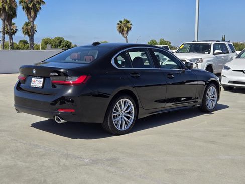 Used 2024 BMW 330i xDrive Sedan w/ Convenience Package AWD/4WD image 4