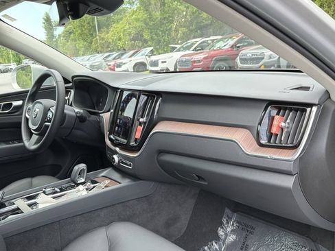 Used 2023 Volvo XC60 T8 Plus AWD/4WD image 14