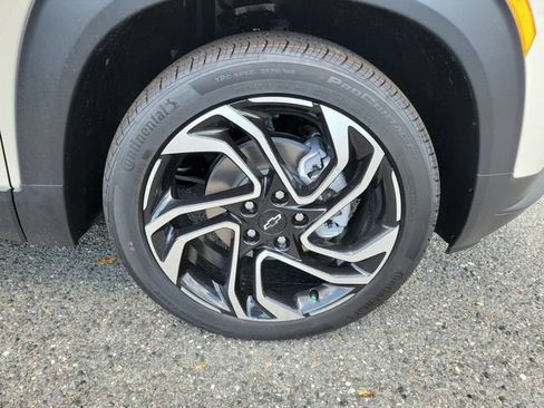 Used 2026 Chevrolet TrailBlazer RS FWD image 6