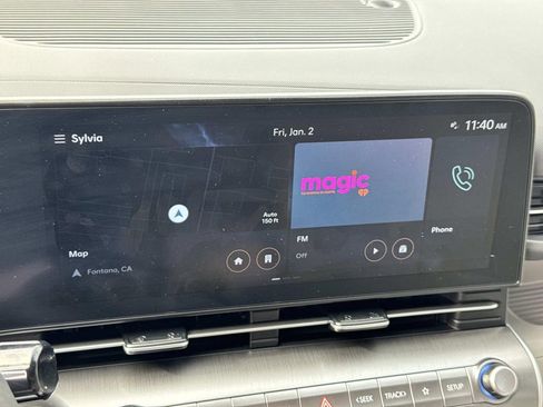 Used 2024 Hyundai Kona Limited image 12