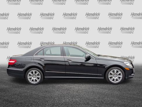 Used 2013 Mercedes-Benz E 350 4MATIC Sedan image 11