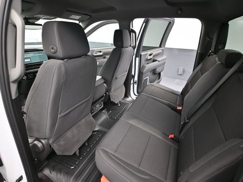 Used 2025 GMC Sierra 2500 SLE image 35