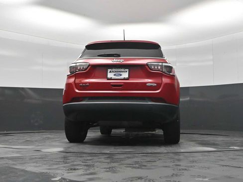 Used 2019 Jeep Compass Latitude w/ Popular Equipment Group AWD/4WD image 28
