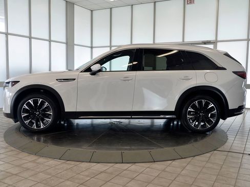 Certified 2024 MAZDA CX-90 Plug-In Hybrid w/ Premium Plus AWD/4WD image 5